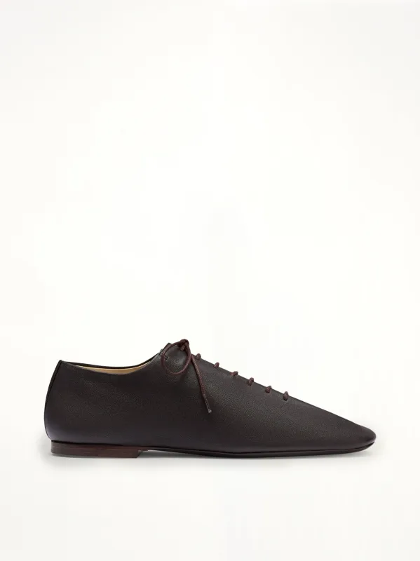 Souris Flat Classic Derbies in Dark Chocolate made by Lemaire