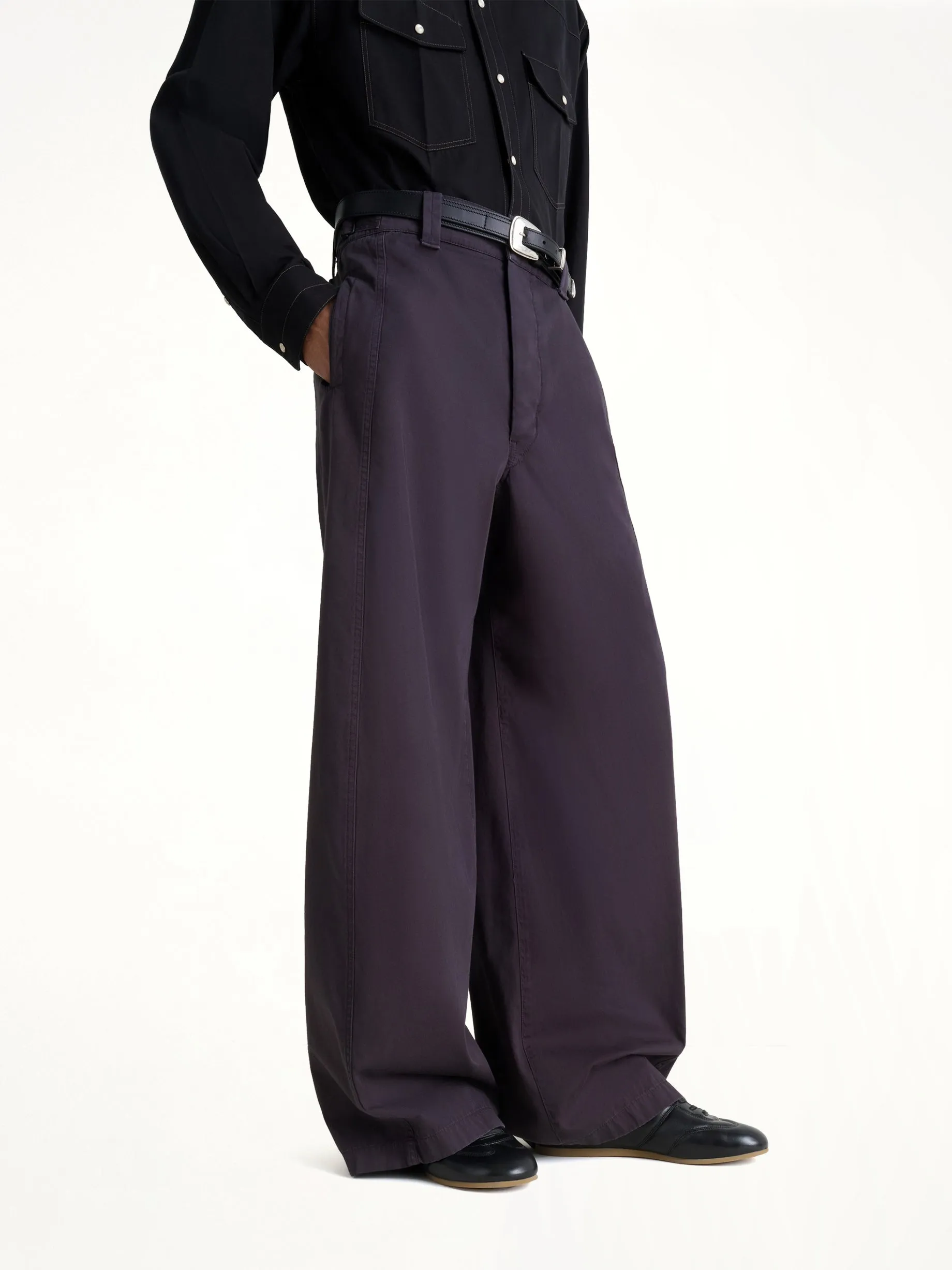 Soft Runner in Black sold by MARAIS product image thumbnail 5