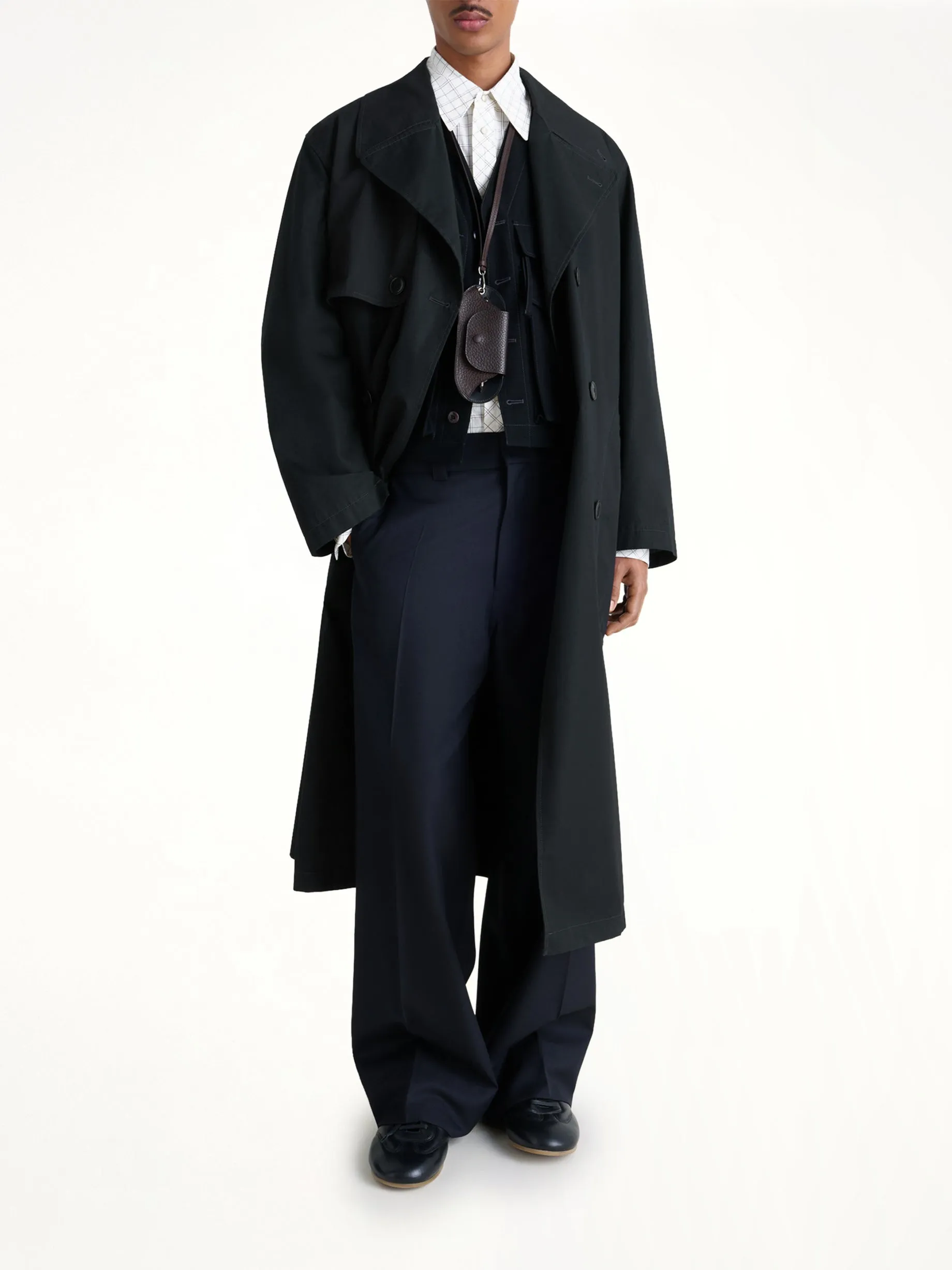 Light Trench Coat in Black sold by MARAIS product image thumbnail 4