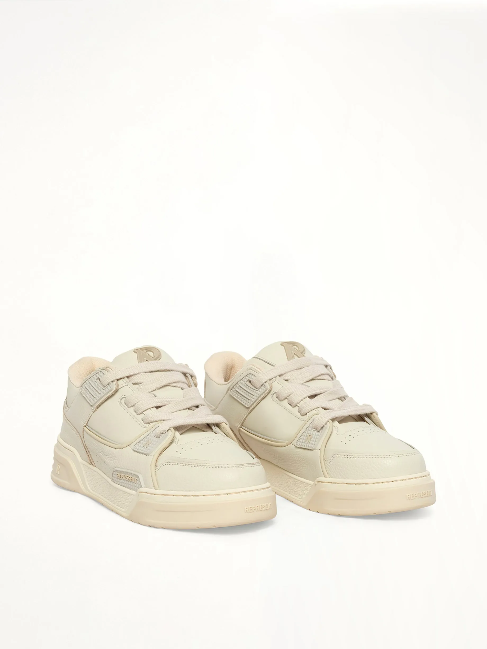 Studio Sneaker in Vintage White sold by MARAIS product image thumbnail 2