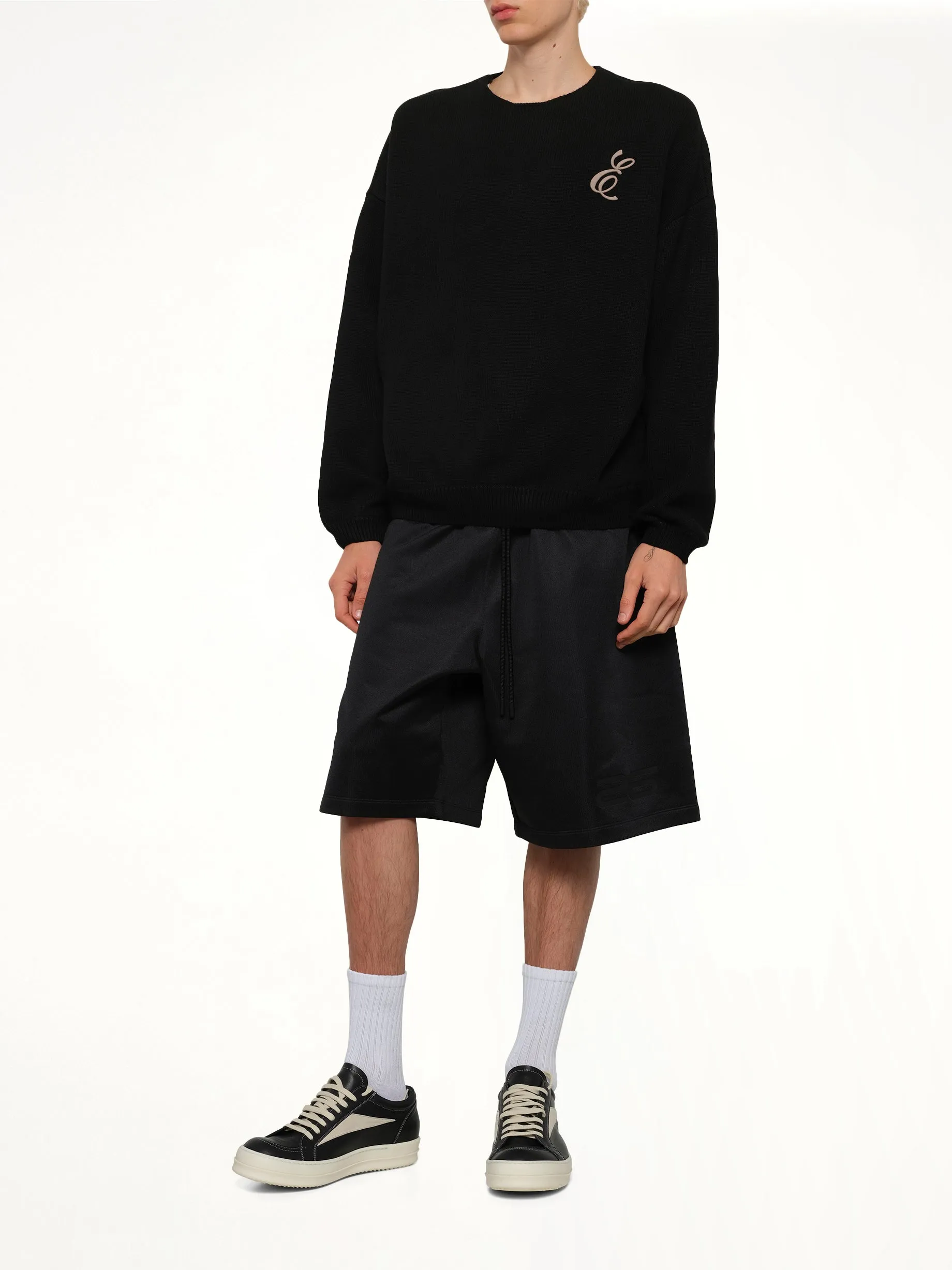 Relaxed Sweatshort in Vintage Black sold by MARAIS product image thumbnail 4
