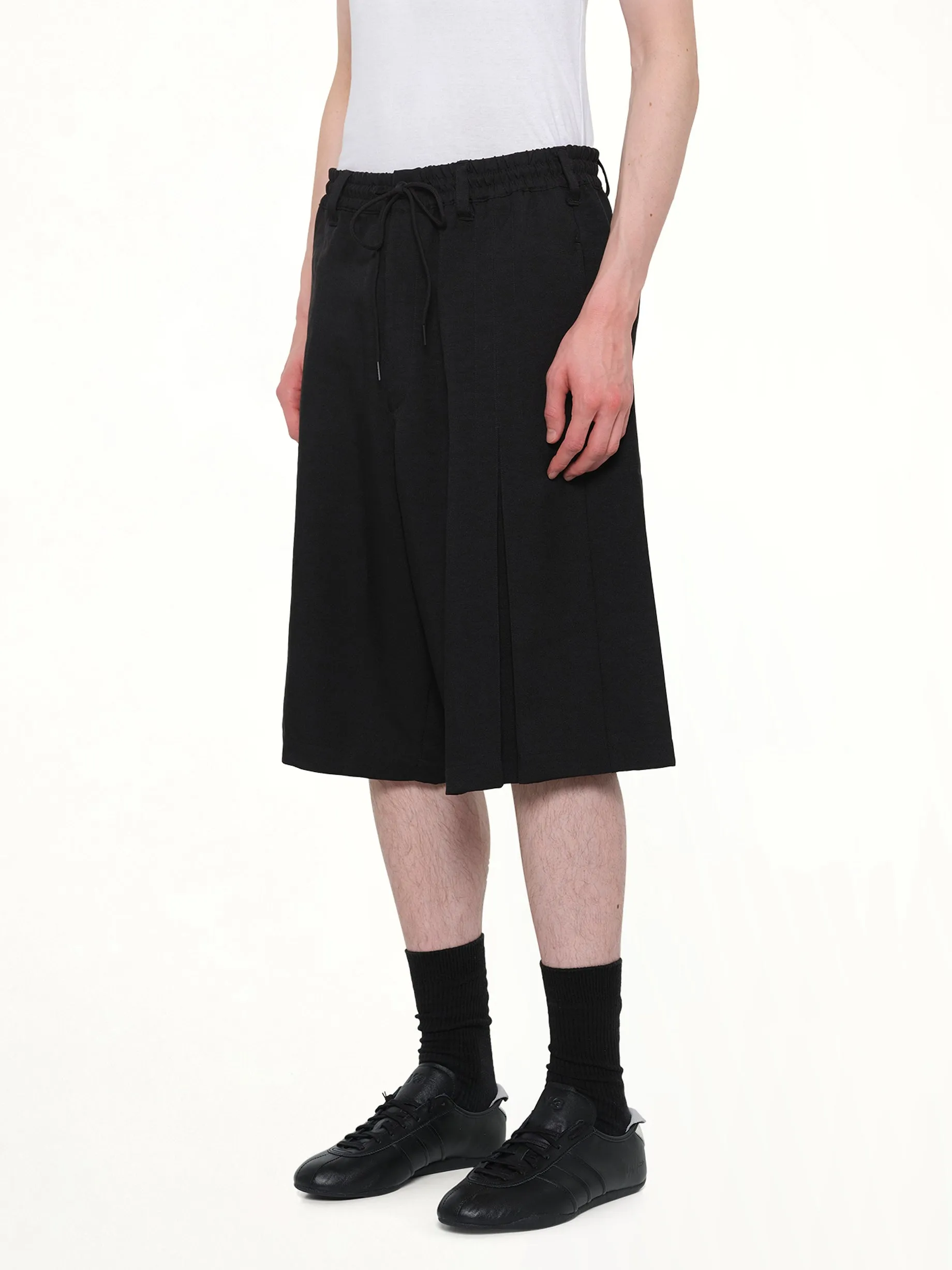 Pleated Shorts in Black sold by MARAIS product image thumbnail 3