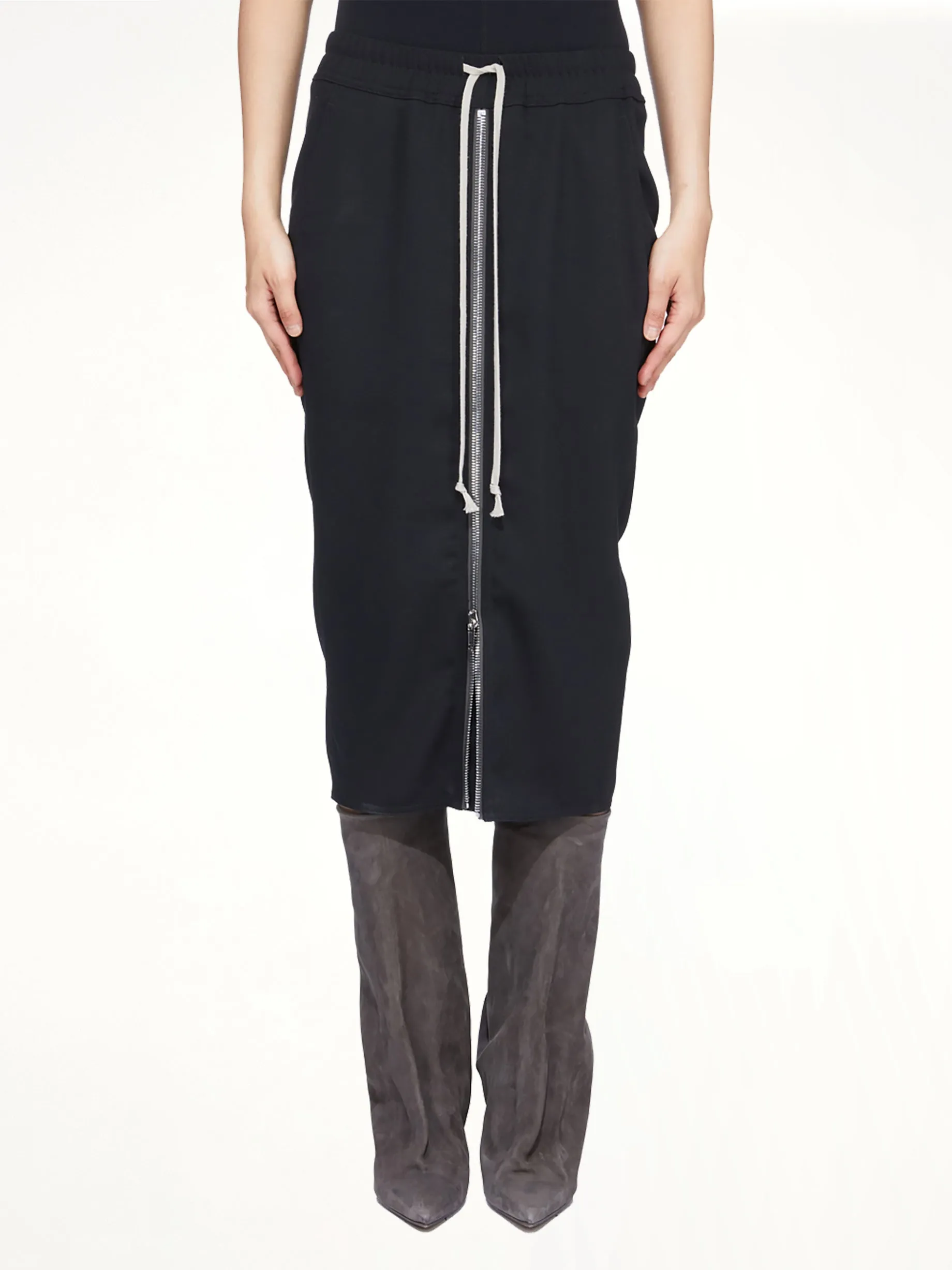 Zipped Short Pillar in Black sold by MARAIS
