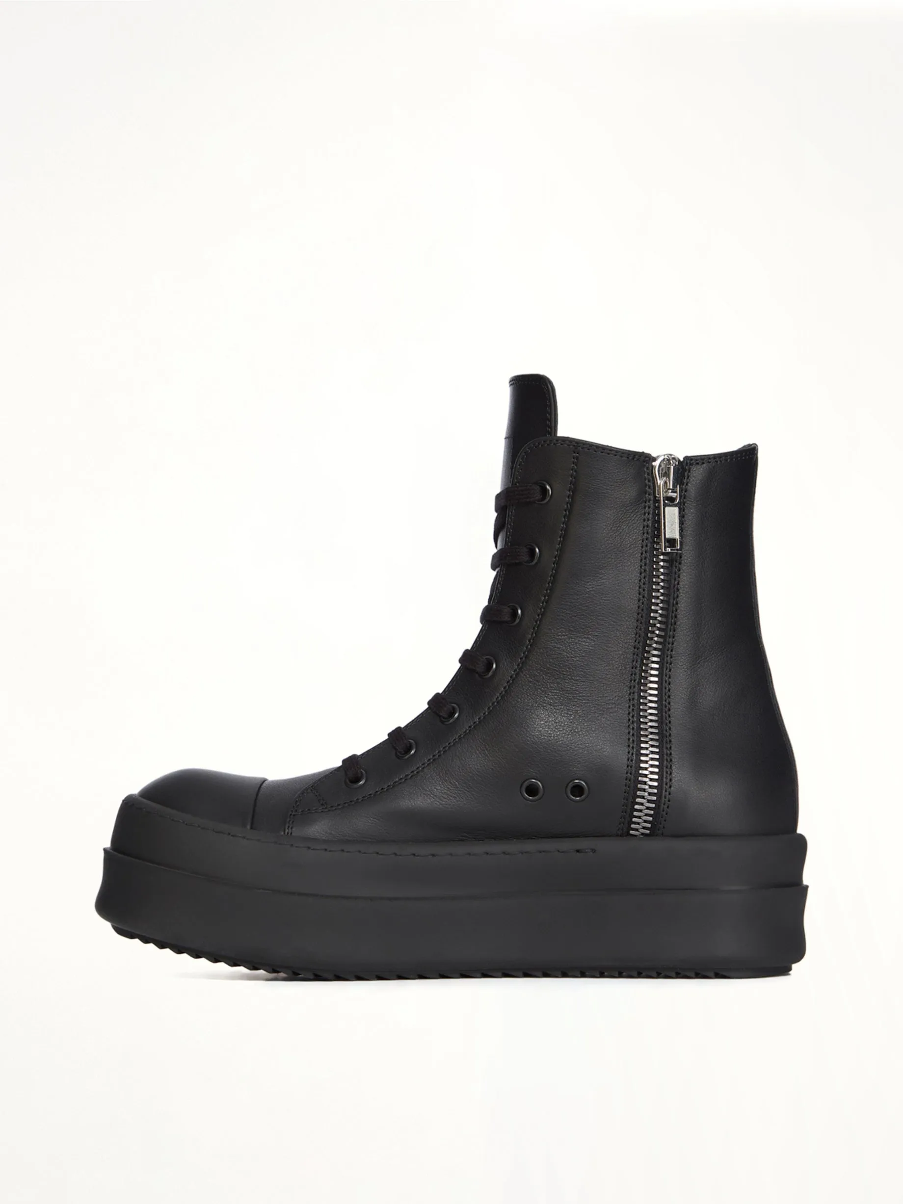 Megabumper Sneaker in Black sold by MARAIS product image thumbnail 3