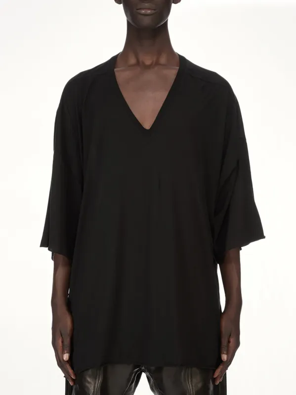 V Tommy T in Black sold by MARAIS