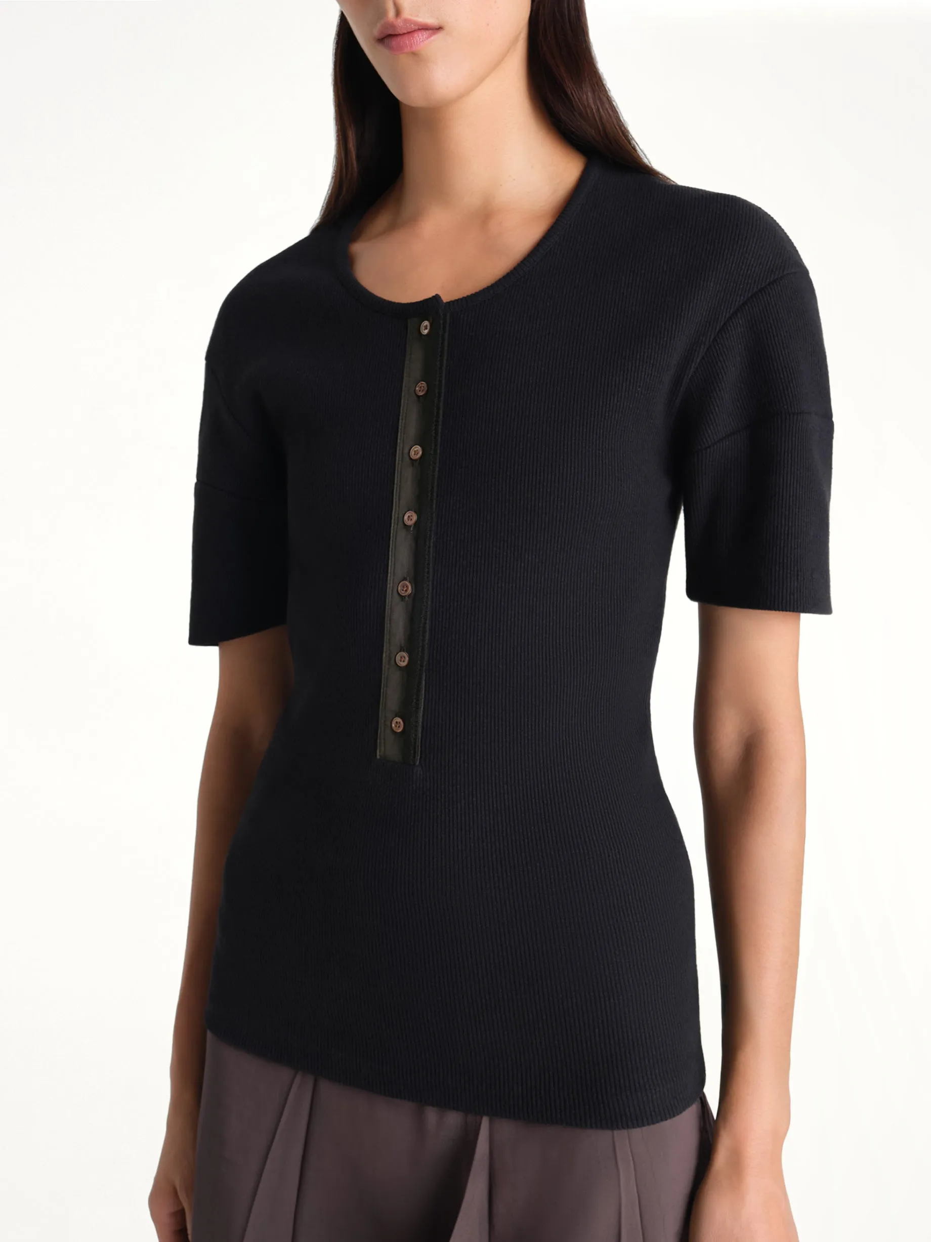 Fitted Henley in Black sold by MARAIS