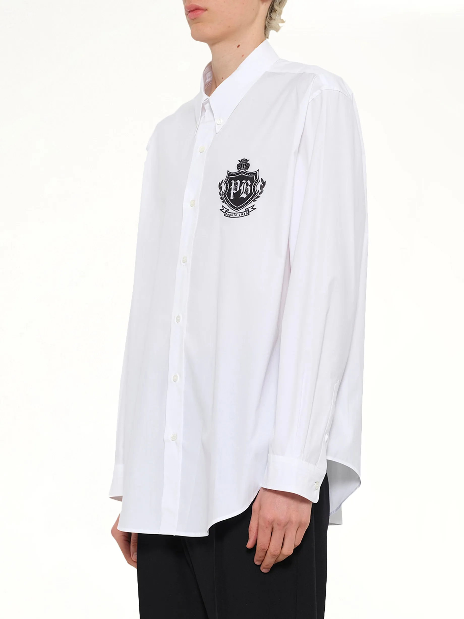 College Poplin Emblem Shirt in White sold by MARAIS product image thumbnail 3