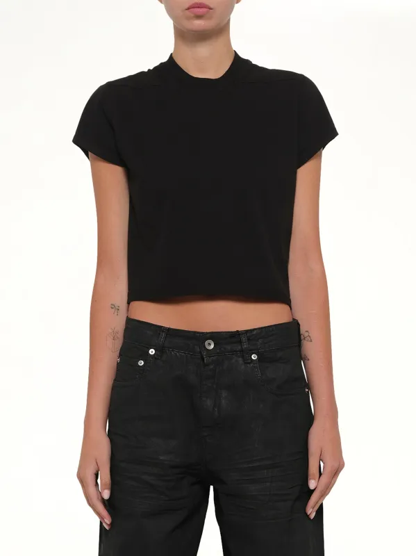 Cropped Small Level T in Black sold by MARAIS