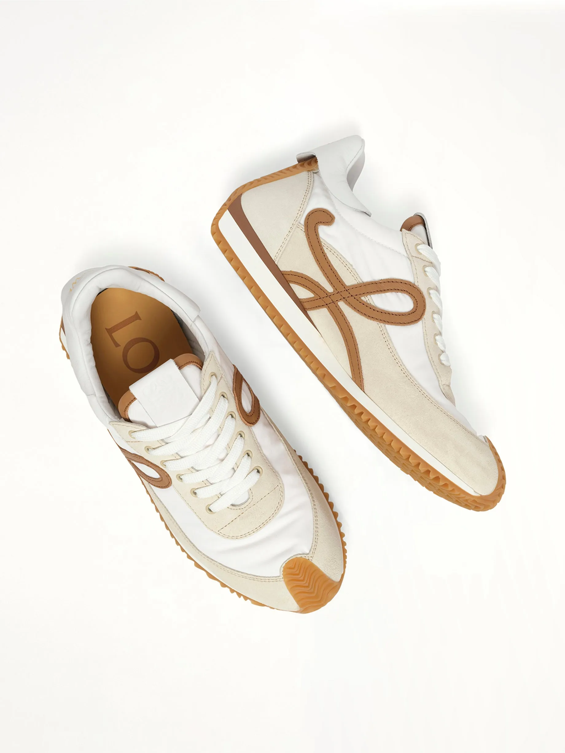 Flow Runner 2.0 in Chocolate sold by MARAIS product image thumbnail 4