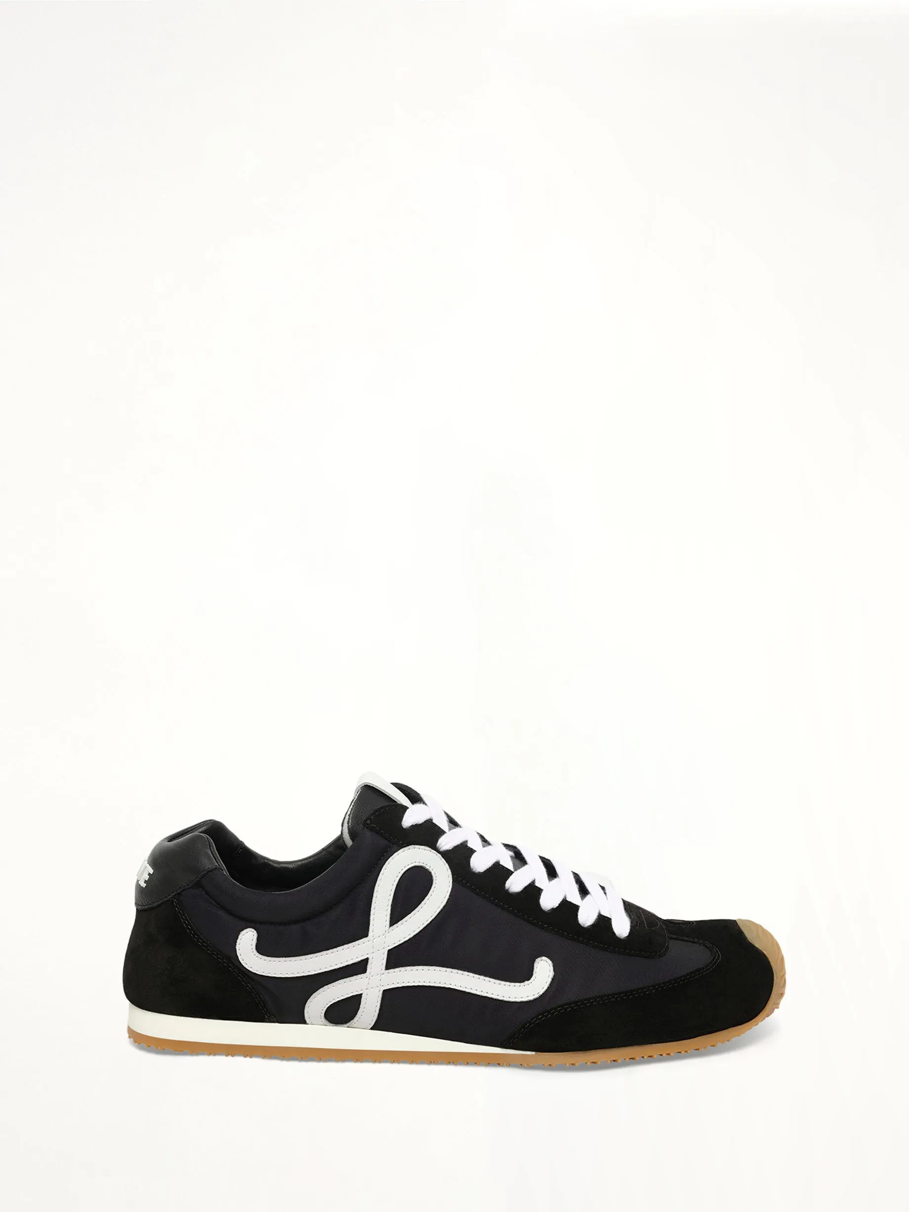 Ballet Runner 2.0 in Black/White sold by MARAIS