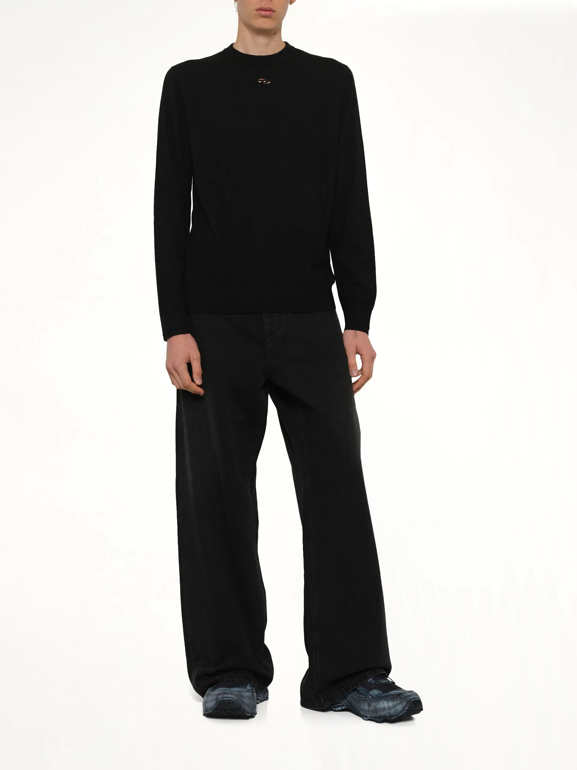 K-VALIAM Sweater in Black sold by MARAIS product image thumbnail 4