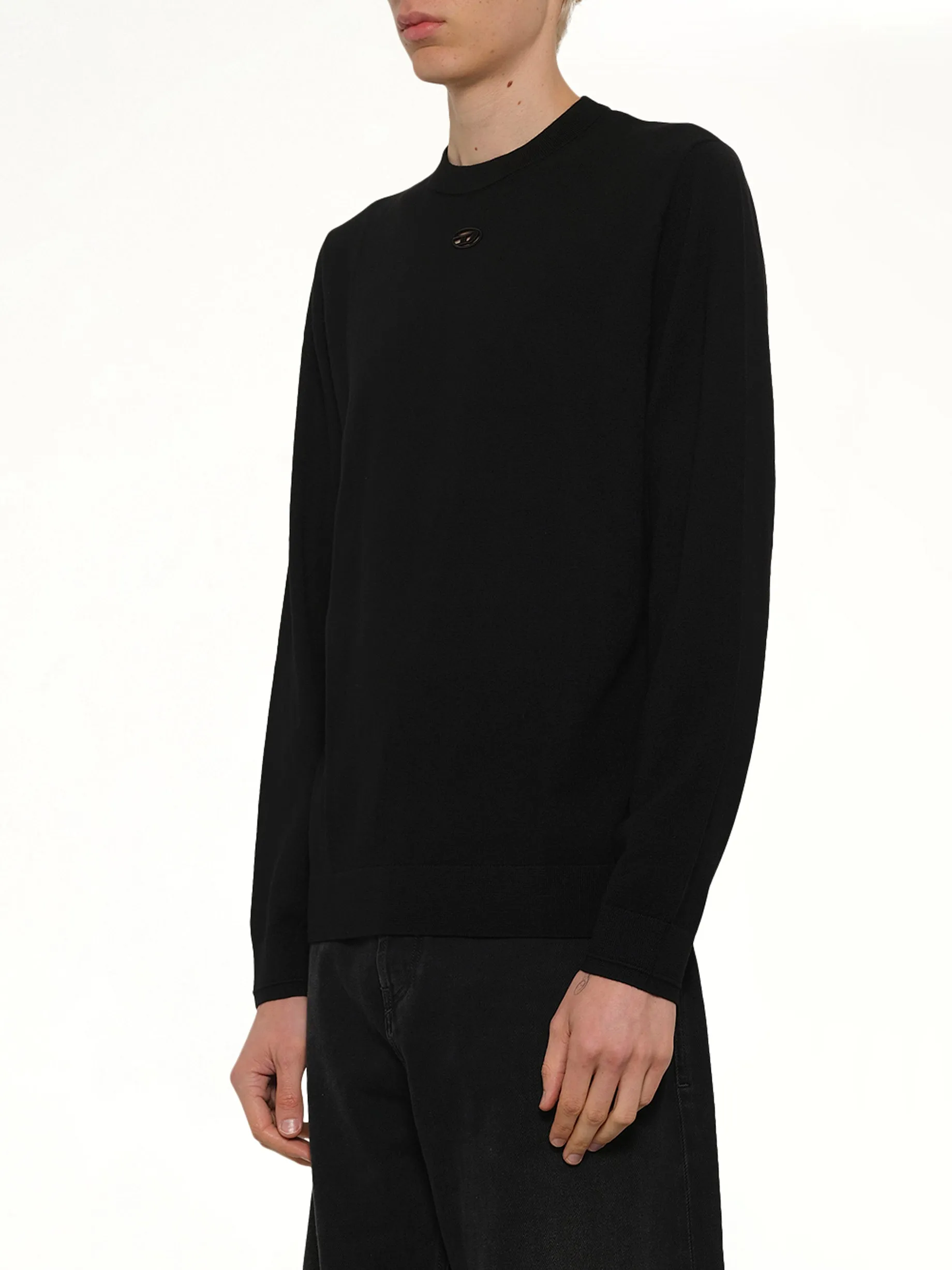 K-VALIAM Sweater in Black sold by MARAIS product image thumbnail 3