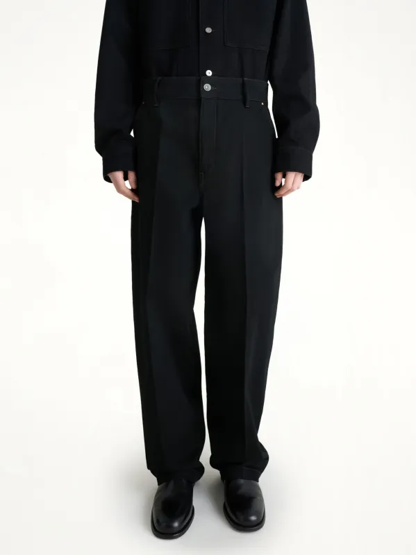 Maxi Barrel Workwear Pants in Black made by Lemaire