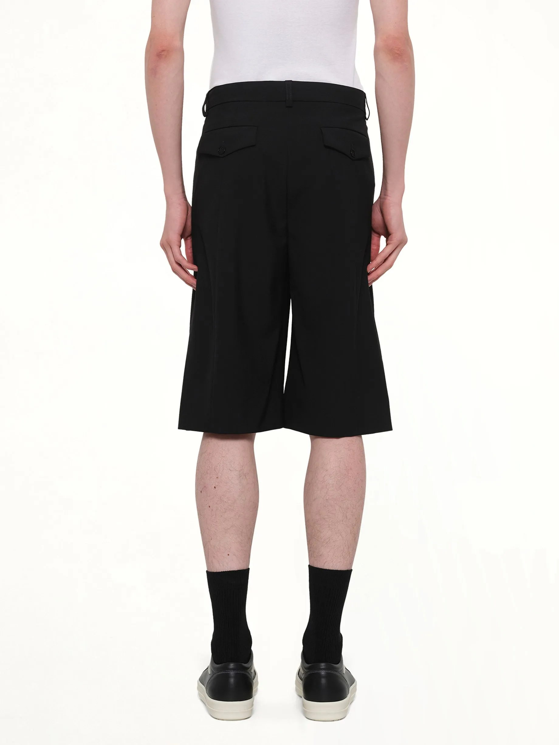 Pleated Baggy Shorts in Black sold by MARAIS product image thumbnail 5