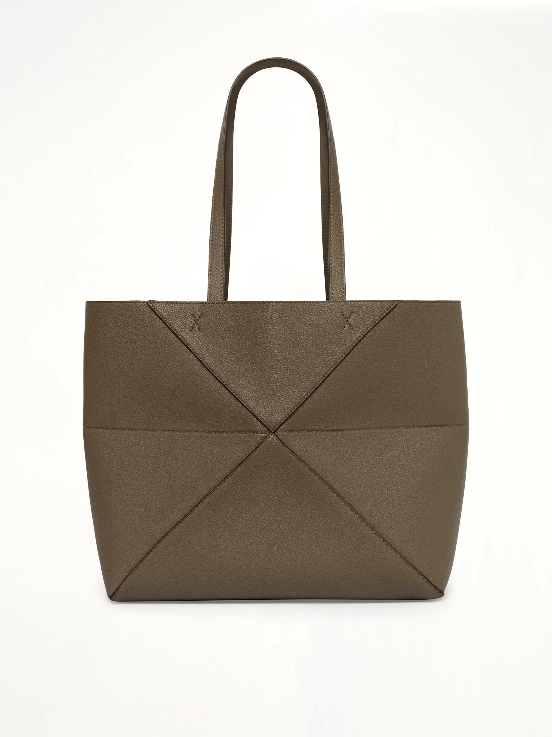 Puzzle Fold Tote Horizontal M in Taupe sold by MARAIS product image thumbnail 5