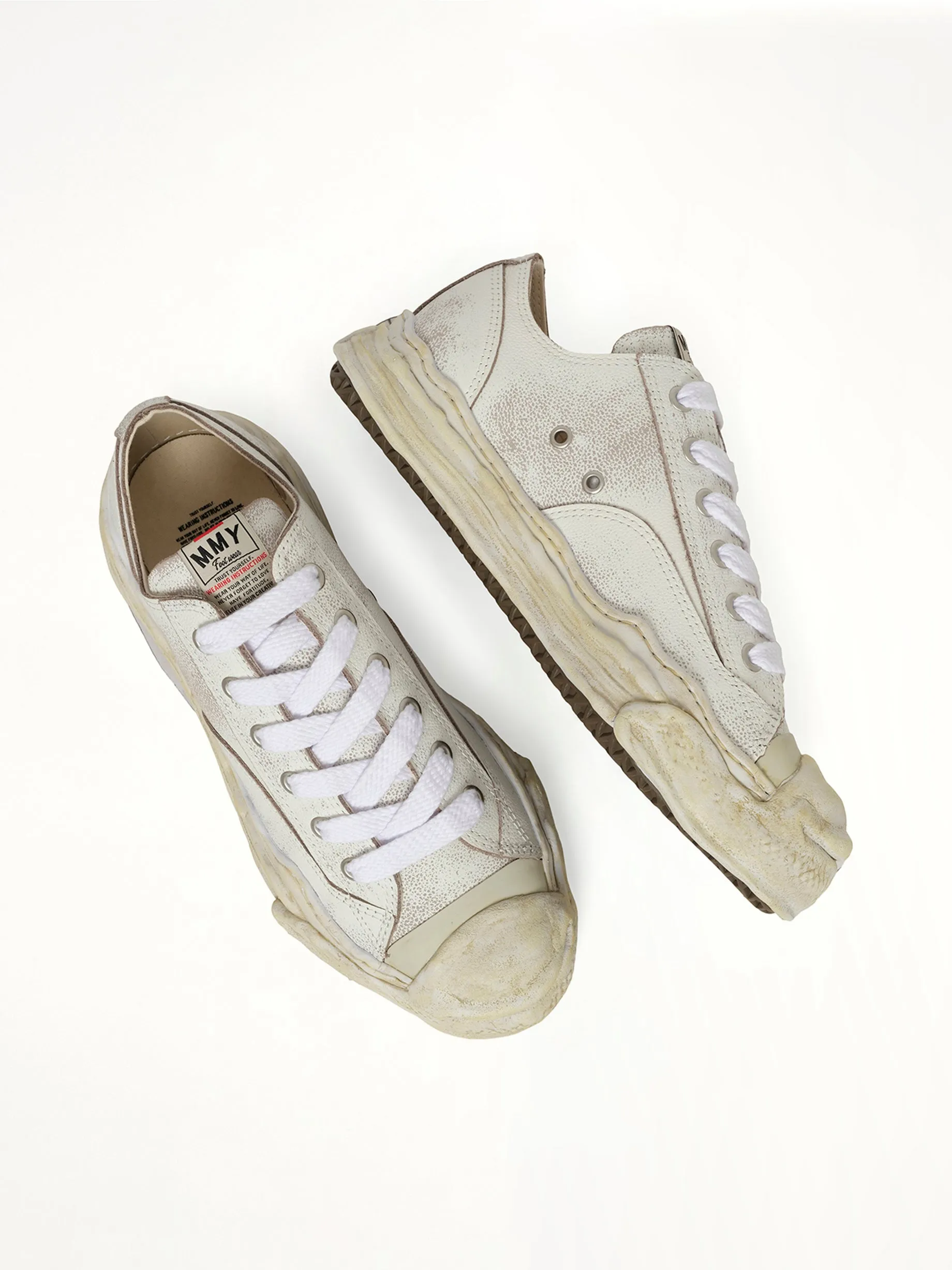 Hank OG Shrink Leather Sneaker in White sold by MARAIS product image thumbnail 4