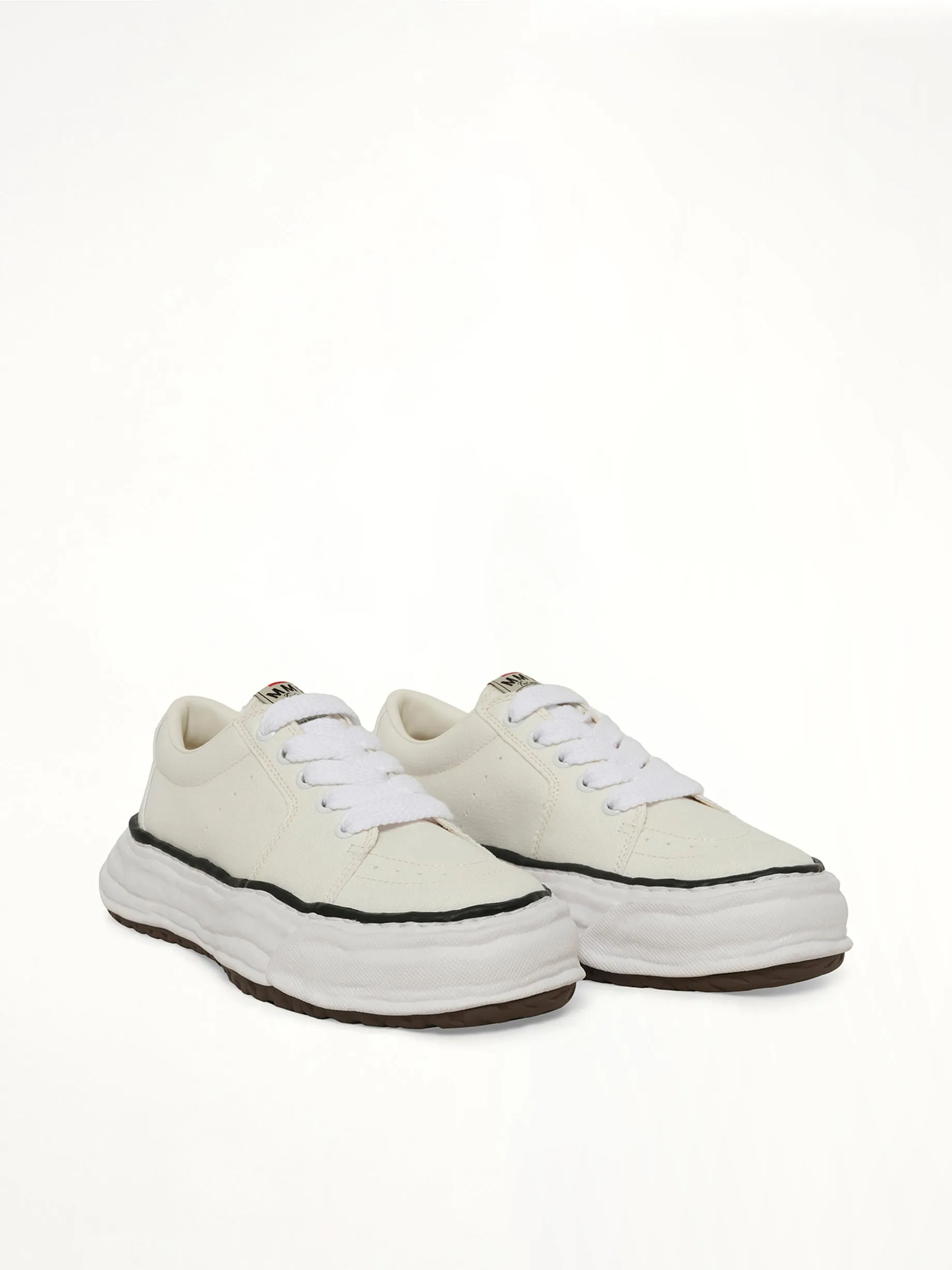 Eric OG Sneaker in White sold by MARAIS product image thumbnail 2