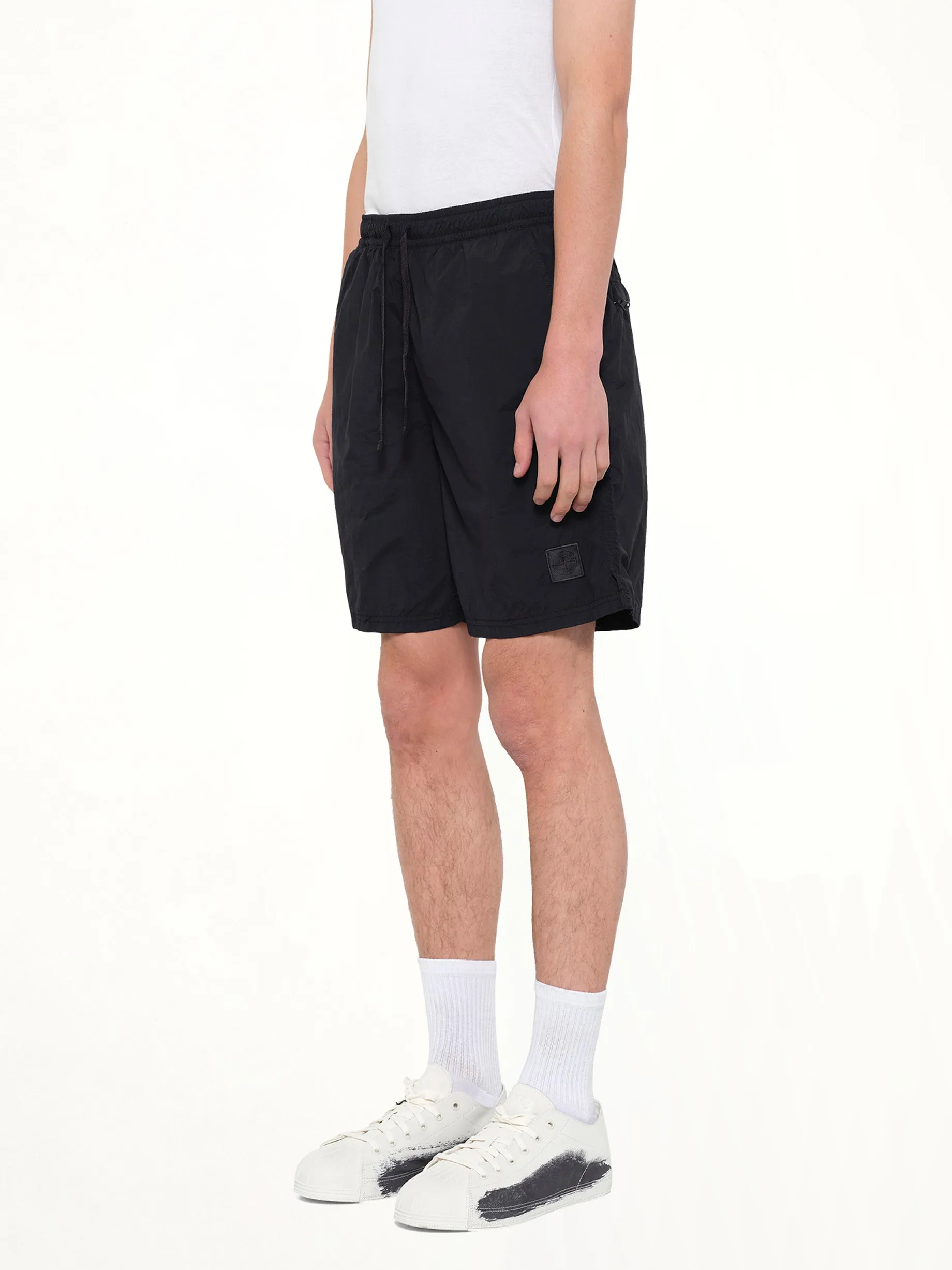 B100006 Shorts in Navy Blue sold by MARAIS product image thumbnail 3
