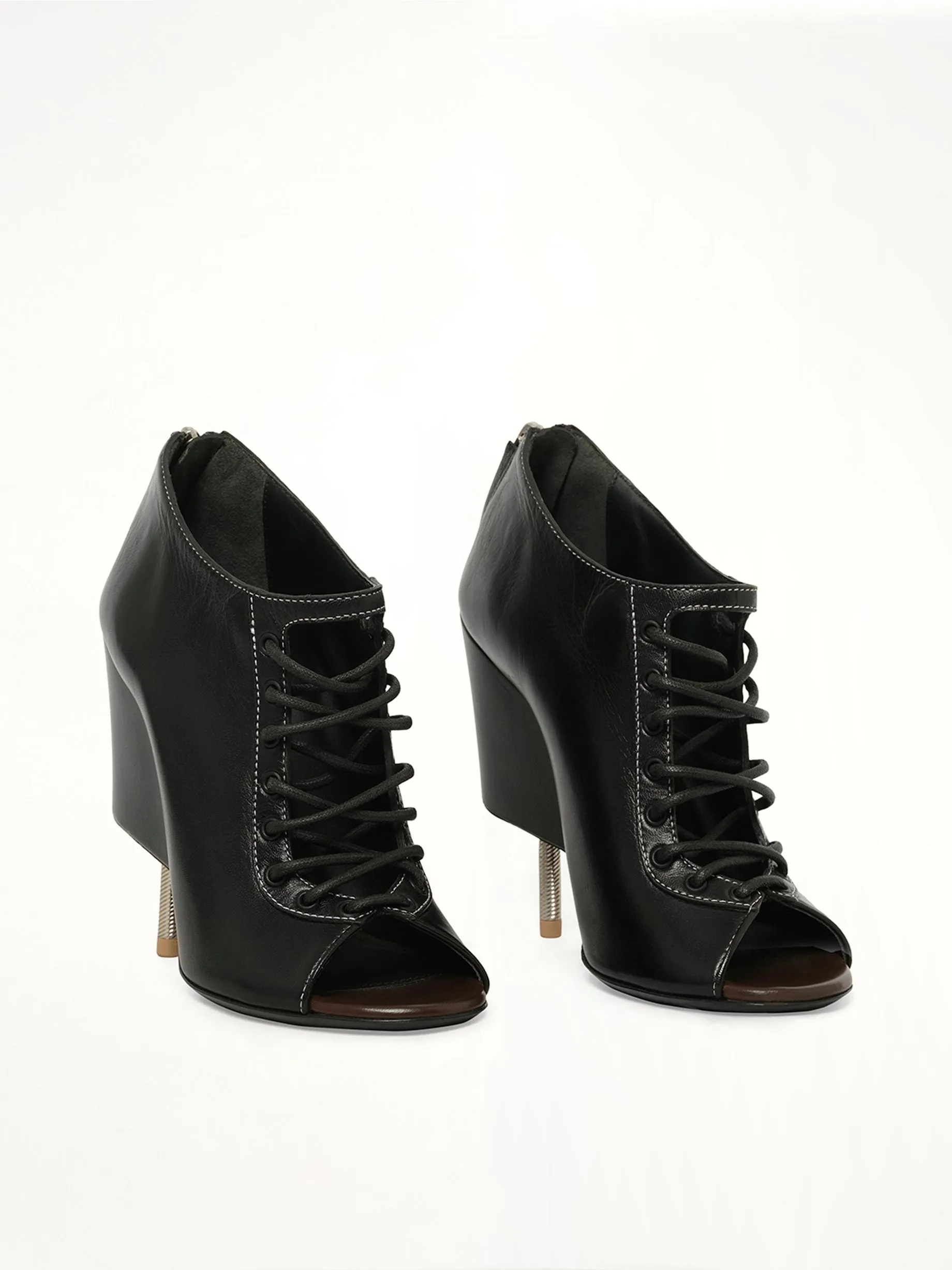 Show Lace Ankle Boots in Black sold by MARAIS product image thumbnail 2