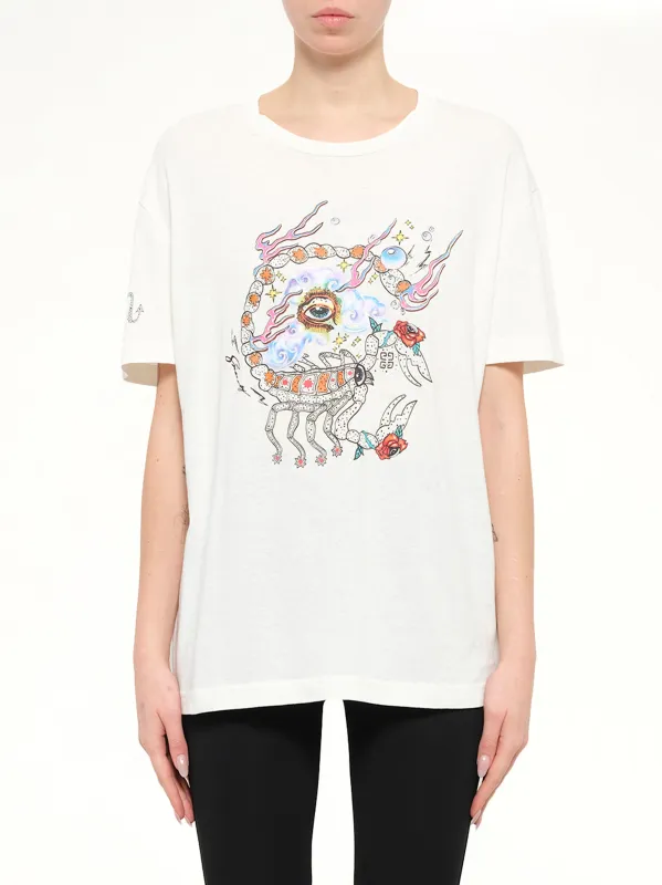Masculine T-Shirt in White made by Givenchy