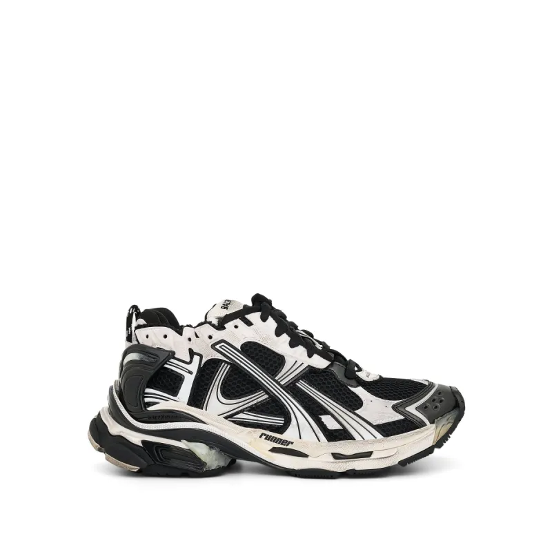 Runner Sneaker in Black/White sold by MARAIS