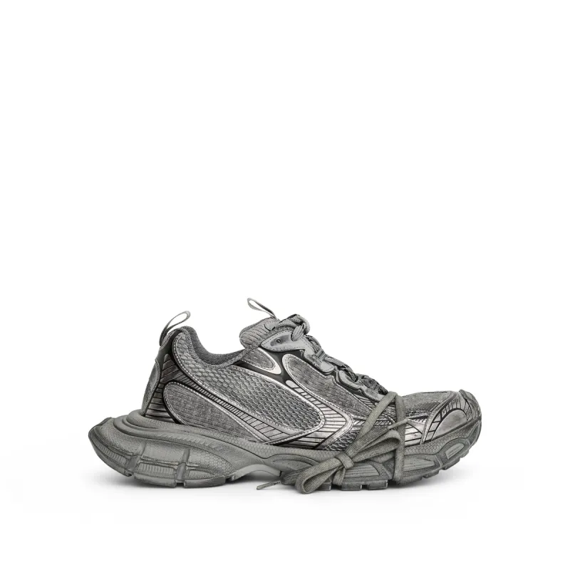 3XL Sneaker in Grey/Black sold by MARAIS