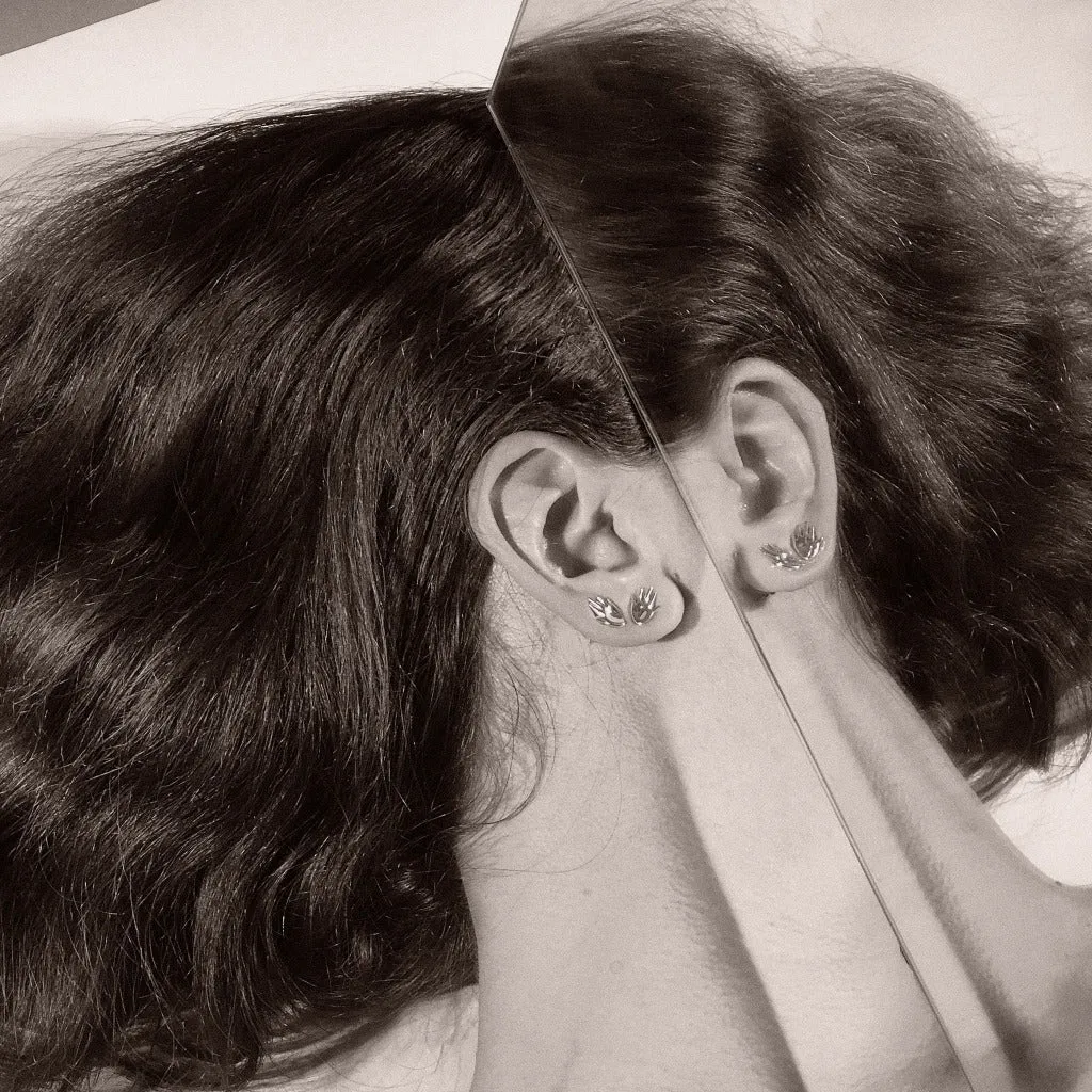 Mini Dalí Studs sold by AGMES product image thumbnail 4