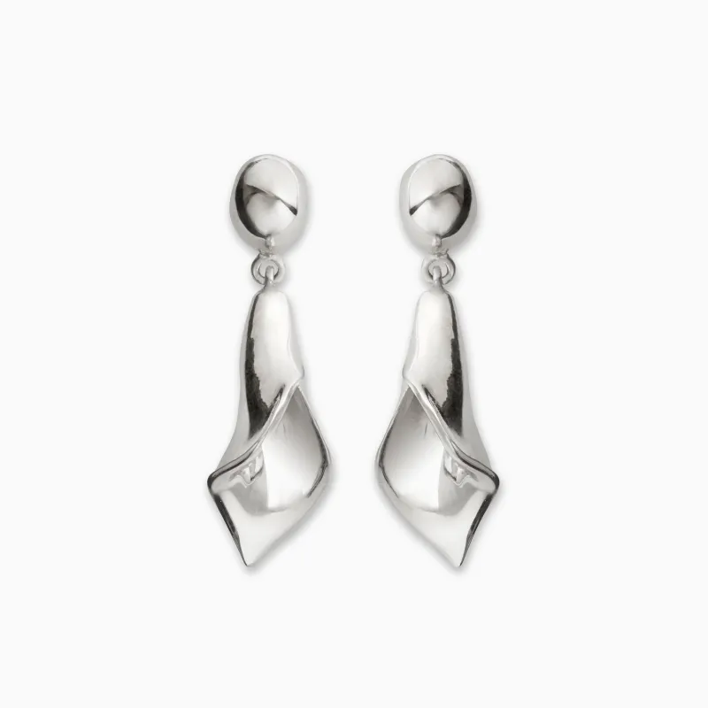 Mini Calla Earrings made by AGMES