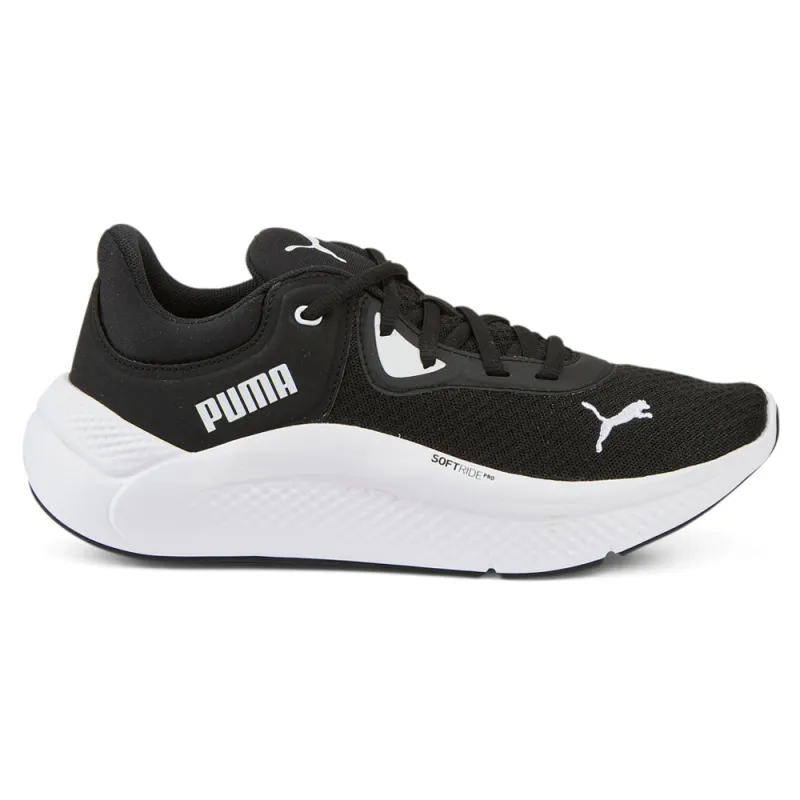 Softride Pro Training Shoes sold by Shoebacca