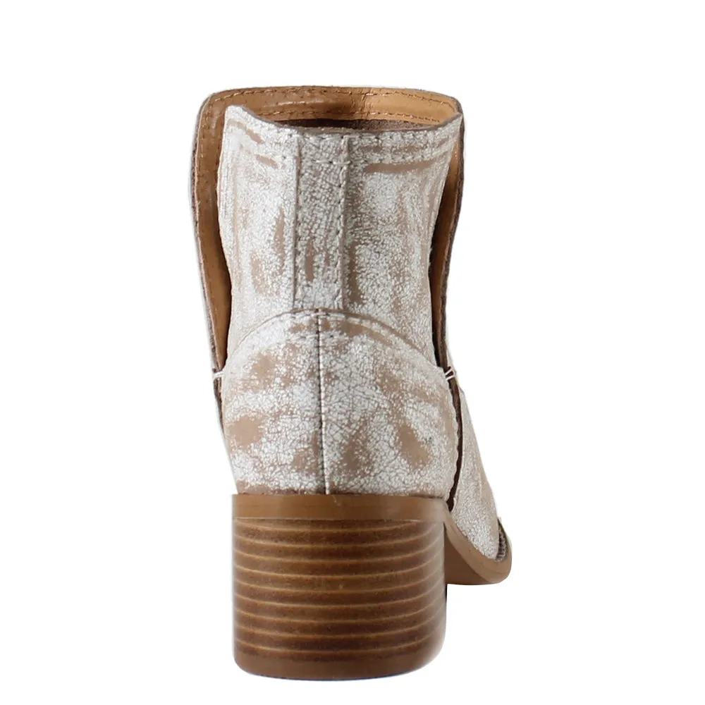 Walnut Grove Distressed Round Toe Cowboy Booties sold by Shoebacca product image thumbnail 3