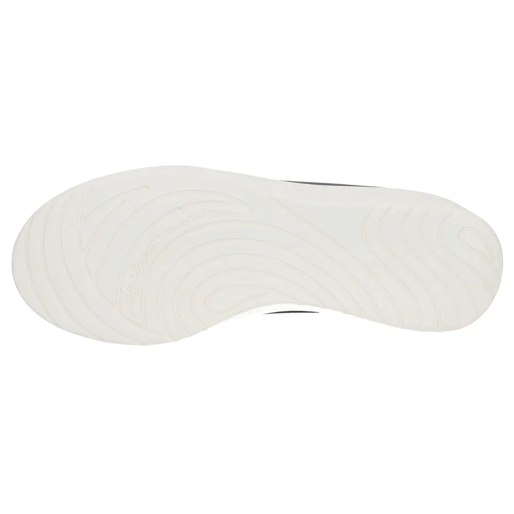 Arturn Cut Out Slip On Flats sold by Shoebacca product image thumbnail 5