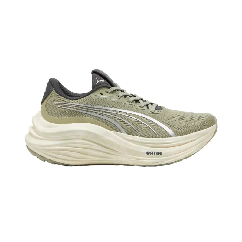 Magmax NITRO Terrains Running Shoes made by Puma