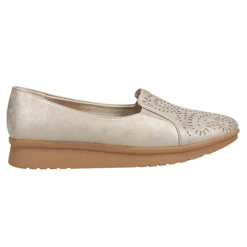 Amry Slip On Flats sold by Shoebacca