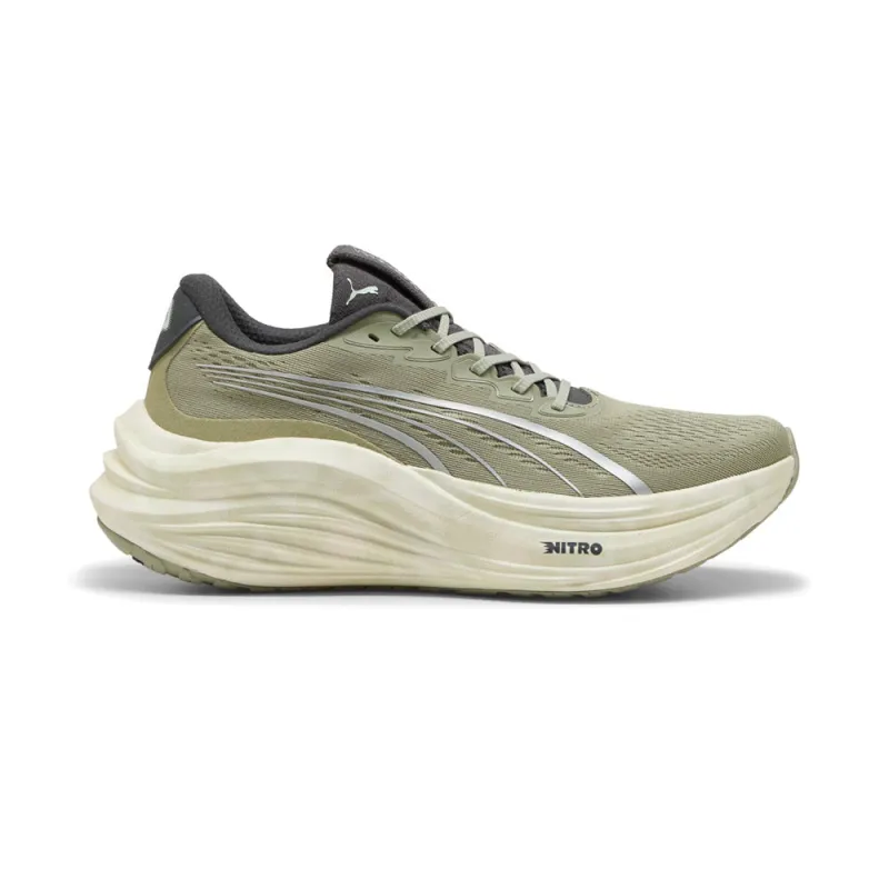 Magmax NITRO Terrains Running Shoes made by Puma