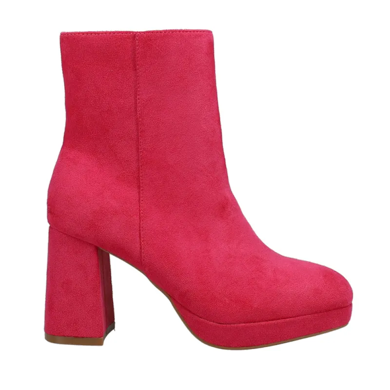 Slug Bug Round Toe Platform Booties made by Corkys