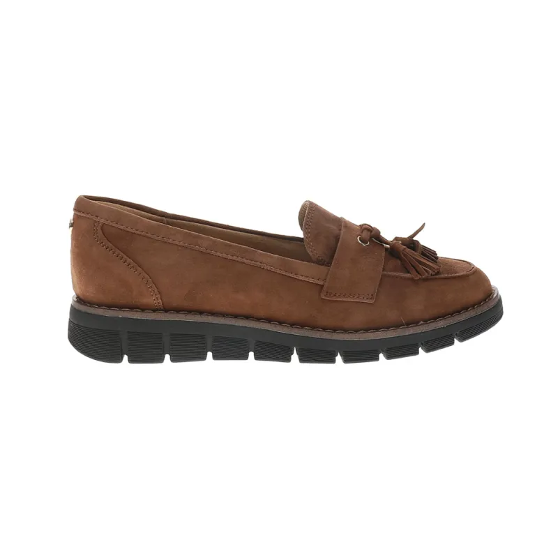 Vienne Slip On Loafers made by Easy Spirit