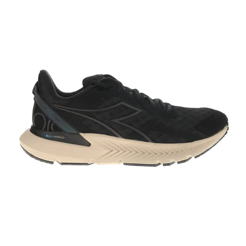 Mythos Blushield Volo Hip 3 Running Shoes sold by Shoebacca