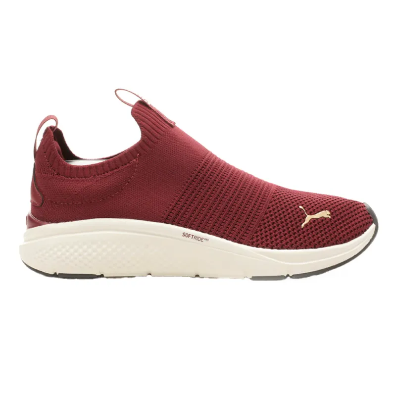 Softride Pro Echo Slip On Sneakers sold by Shoebacca
