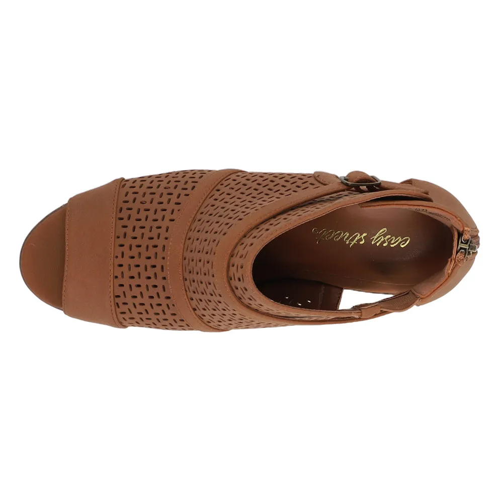 Carrigan Cut Out Ankle Strap Sandals sold by Shoebacca product image thumbnail 4