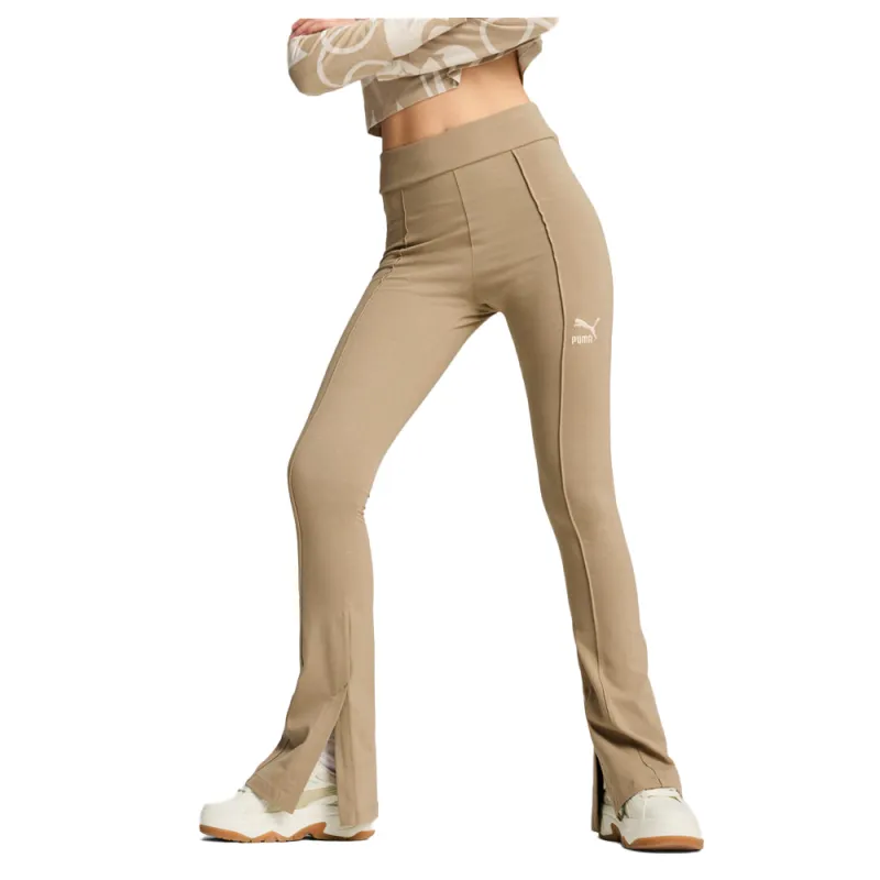 Classics Pintuck Flared Leggings sold by Shoebacca