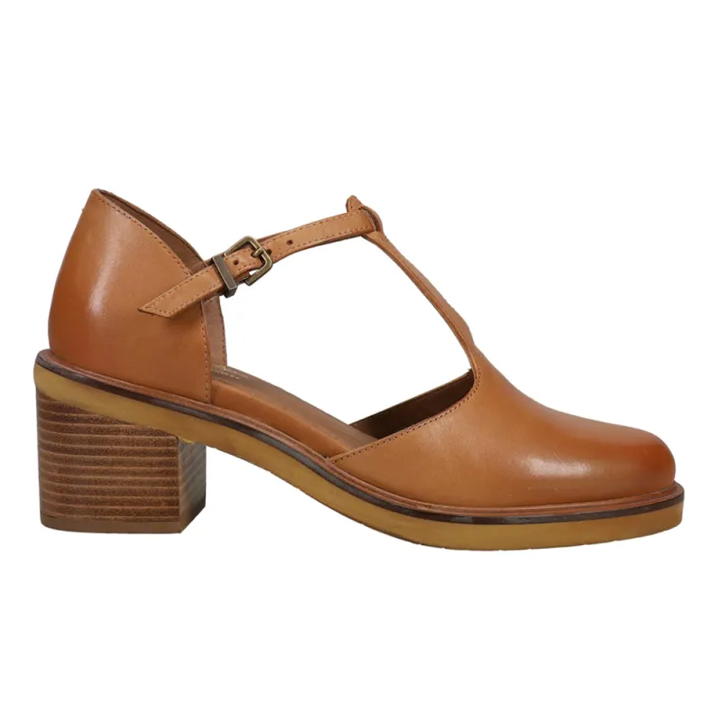 Soulmate Round Toe T-Strap Pumps made by Shoebacca