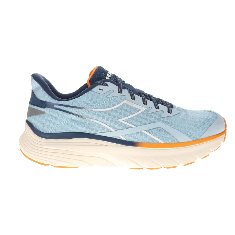 Equipe Nucleo Running Shoes made by Diadora