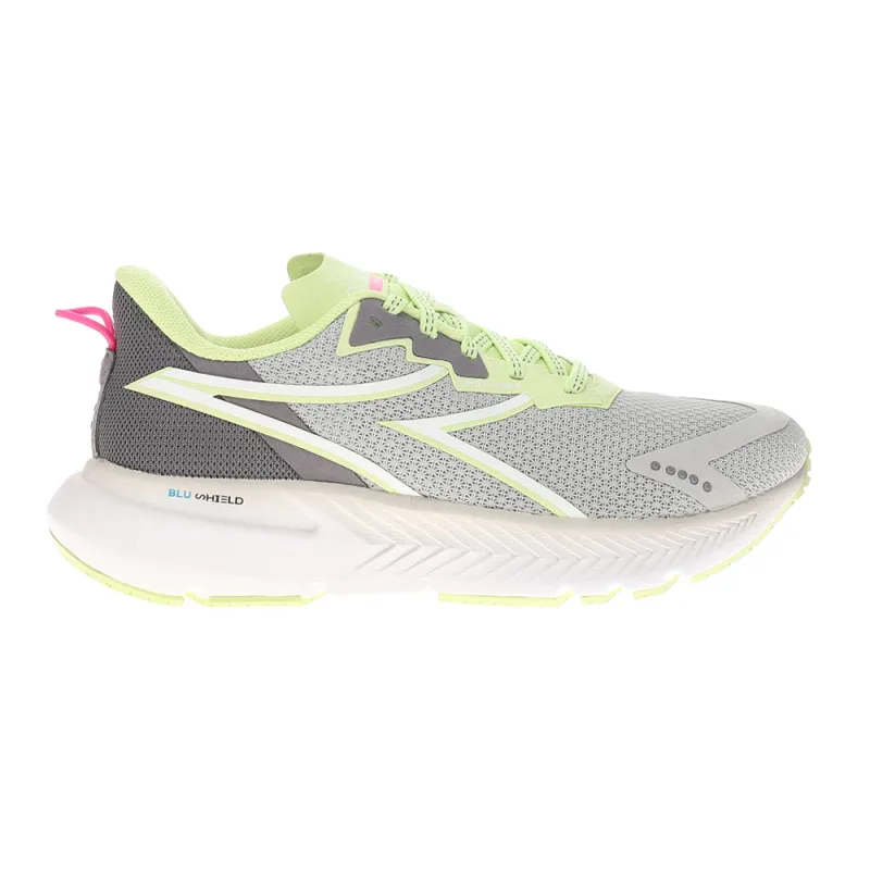 Mythos Blushield Volo 4 Running Shoes sold by Shoebacca