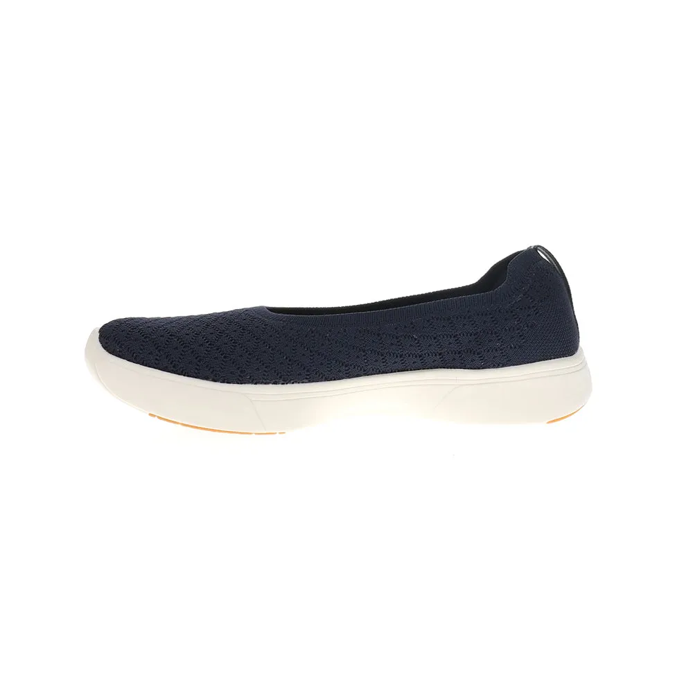BlissWalk Skimmer Starburst Slip On Flats sold by Shoebacca product image thumbnail 3