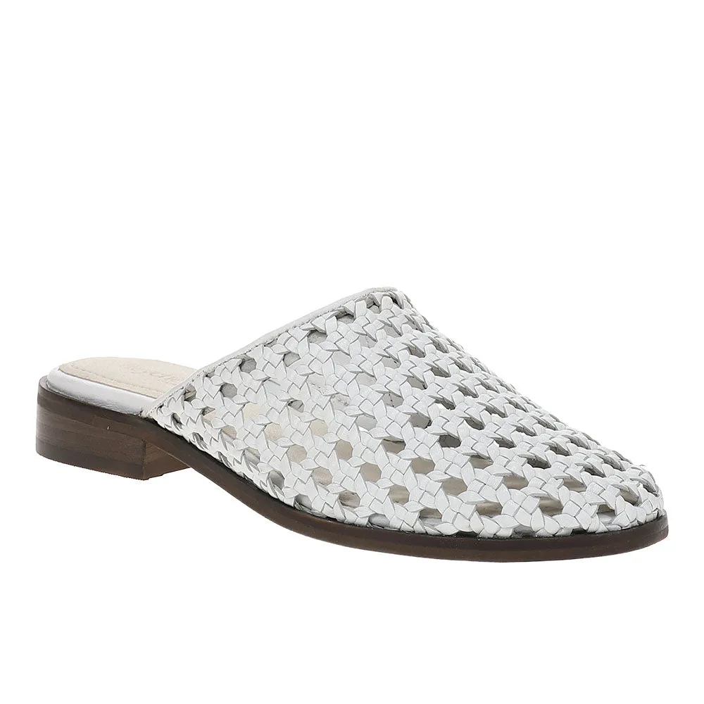 Meet Me Halfway Mule Flats sold by Shoebacca product image thumbnail 2