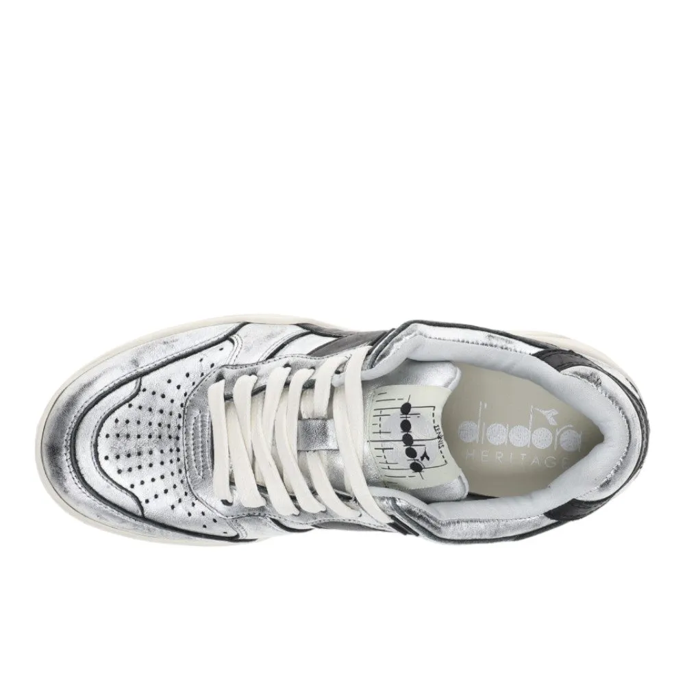 B.560 Used Metallic Lace Up Sneakers sold by Shoebacca product image thumbnail 4