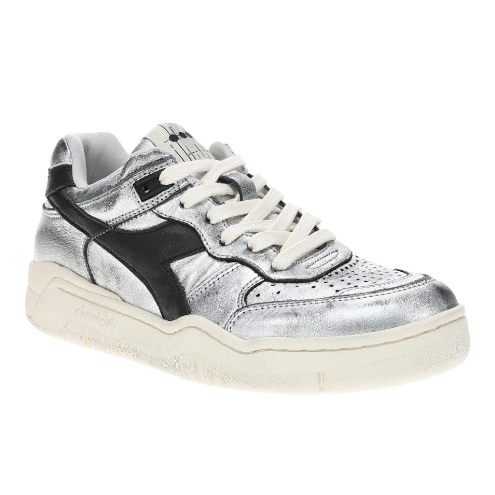 B.560 Used Metallic Lace Up Sneakers sold by Shoebacca product image thumbnail 2