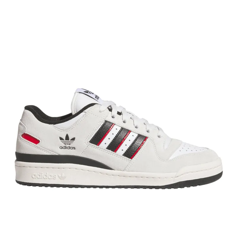 Forum 84 Low ADV Skate Shoes made by Adidas