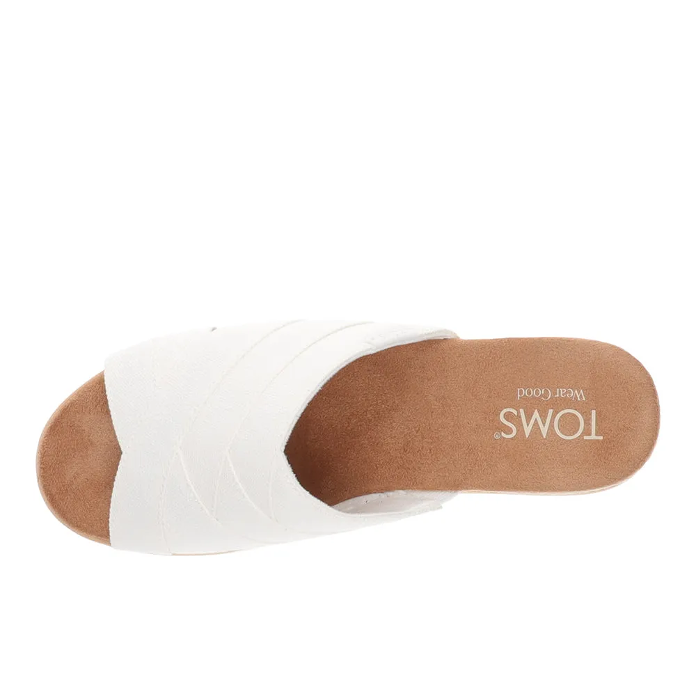 Diana Crossover Wedge Sandals sold by Shoebacca product image thumbnail 4