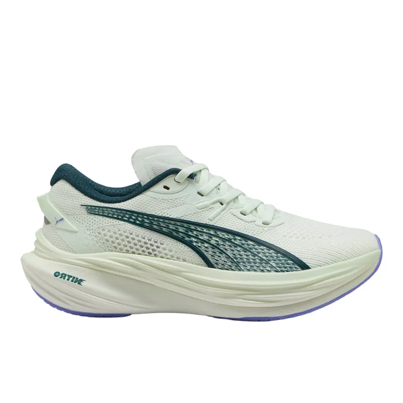 Deviate NITRO 3 Running Shoes made by Puma